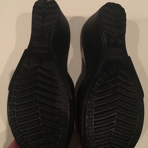 Crocs Size 8 listing is for both💃🏻👠 - Picture 5 of 8